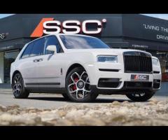 Rolls-Royce Cullinan Stunning Cullinan Black Badge Finished In Tempest Grey With Black Leather. Fant