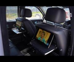 Rolls-Royce Cullinan Stunning Cullinan Black Badge Finished In Tempest Grey With Black Leather. Fant - 23