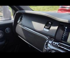 Rolls-Royce Cullinan Stunning Cullinan Black Badge Finished In Tempest Grey With Black Leather. Fant - 25