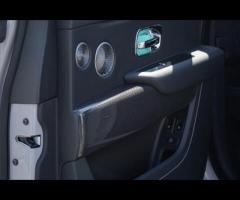 Rolls-Royce Cullinan Stunning Cullinan Black Badge Finished In Tempest Grey With Black Leather. Fant - 29