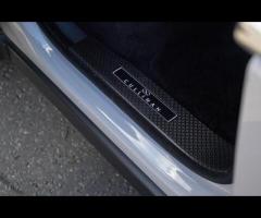 Rolls-Royce Cullinan Stunning Cullinan Black Badge Finished In Tempest Grey With Black Leather. Fant - 30