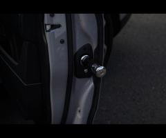 Rolls-Royce Cullinan Stunning Cullinan Black Badge Finished In Tempest Grey With Black Leather. Fant - 31