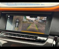 Rolls-Royce Cullinan Stunning Cullinan Black Badge Finished in Diamond Black With Mandarin and Black - 32