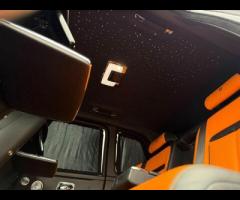 Rolls-Royce Cullinan Stunning Cullinan Black Badge Finished in Diamond Black With Mandarin and Black - 44