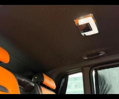 Rolls-Royce Cullinan Stunning Cullinan Black Badge Finished in Diamond Black With Mandarin and Black - 45