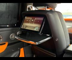 Rolls-Royce Cullinan Stunning Cullinan Black Badge Finished in Diamond Black With Mandarin and Black - 48