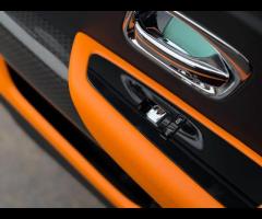 Rolls-Royce Cullinan Stunning Cullinan Black Badge Finished in Diamond Black With Mandarin and Black - 49