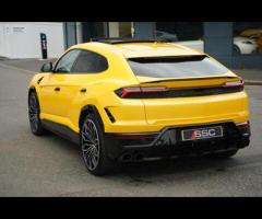 Lamborghini Urus Stunning All New Urus SE Finished In Giallo Inti Nero Ade/Giallo Bicolor Performant - 9