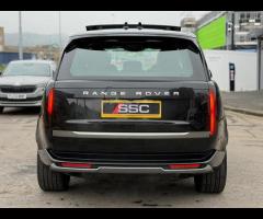 Land Rover Range Rover Stunning Range Rover P460e HSE Finished In Santorini Black With Ebony Perfora - 10