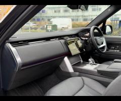 Land Rover Range Rover Stunning Range Rover P460e HSE Finished In Santorini Black With Ebony Perfora - 16
