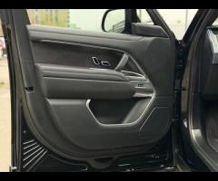 Land Rover Range Rover Stunning Range Rover P460e HSE Finished In Santorini Black With Ebony Perfora - 39