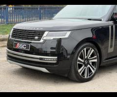 Land Rover Range Rover Stunning Range Rover P460e HSE Finished In Santorini Black With Ebony Perfora - 41