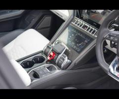 Lamborghini Urus Stunning Urus V8 SUV Finished In Ad Personam Viola Pasifae With Nero Ade and Bianco - 22