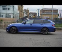 BMW 3 Series Stunning M340d Touring xDrive Finished In Portimao Blue Metallic With Mocha Vernasca Le - 8