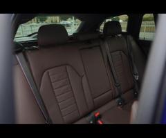 BMW 3 Series Stunning M340d Touring xDrive Finished In Portimao Blue Metallic With Mocha Vernasca Le - 28