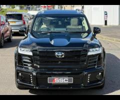 Toyota Land Cruiser SSC Are Proud To Offer For Sale This Stunning and Rare Land Cruise LC300 ZX Fini - 7