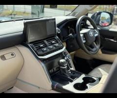 Toyota Land Cruiser SSC Are Proud To Offer For Sale This Stunning and Rare Land Cruise LC300 ZX Fini - 18