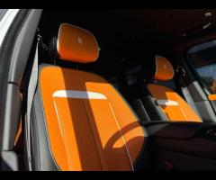 Rolls-Royce Cullinan Stunning VAT Qualifying Cullinan Black Badge Finished In Arctic White With Mand - 3