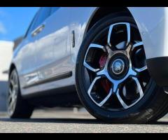 Rolls-Royce Cullinan Stunning VAT Qualifying Cullinan Black Badge Finished In Arctic White With Mand - 42