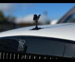 Rolls-Royce Cullinan Stunning VAT Qualifying Cullinan Black Badge Finished In Arctic White With Mand - 47