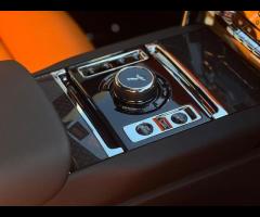 Rolls-Royce Cullinan Stunning VAT Qualifying Cullinan Black Badge Finished In Arctic White With Mand - 58