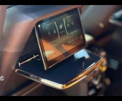 Rolls-Royce Cullinan Stunning VAT Qualifying Cullinan Black Badge Finished In Arctic White With Mand - 59