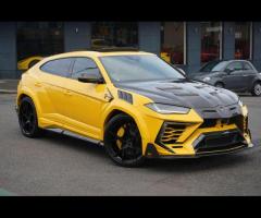 Lamborghini Urus Stunning Urus Finished In Giallo Auge With Nero Ade Unicolor Sportivo Leather Inter - 4