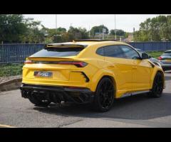 Lamborghini Urus Stunning Urus Finished In Giallo Auge With Nero Ade Unicolor Sportivo Leather Inter - 12