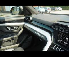 Lamborghini Urus Stunning Urus Finished In Giallo Auge With Nero Ade Unicolor Sportivo Leather Inter - 17