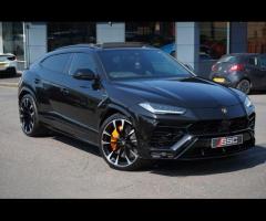Lamborghini Urus Stunning Urus V8 SUV Finished In Nero Helene With Nero Quilted Stitch Leather. Fant - 4
