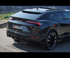 Lamborghini Urus Stunning Urus V8 SUV Finished In Nero Helene With Nero Quilted Stitch Leather. Fant - 26