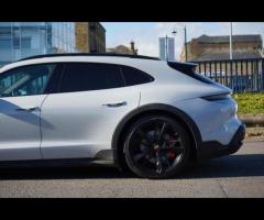Porsche Taycan Stunning Taycan 4S Cross Turismo Finished In Ice Grey Metallic With Black/Crayon Two - 11