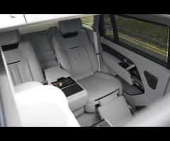 Land Rover Range Rover This 2023 Land Rover Range Rover P615 V8 SV offers an exceptional blend of lu - 3