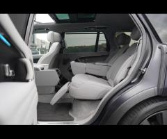 Land Rover Range Rover This 2023 Land Rover Range Rover P615 V8 SV offers an exceptional blend of lu - 31