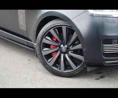 Land Rover Range Rover This 2023 Land Rover Range Rover P615 V8 SV offers an exceptional blend of lu - 37
