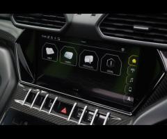 Lamborghini Urus Stunning and Rare Urus Pearl Capsule Finished In Verde Mantis With Q-Citura Nero Ad - 19