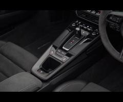 Porsche 911 Stunning 992 Carrera 4 GTS Targa. Finished In Gentian Blue Metallic With Electric and Me - 17