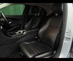 Mercedes-Benz C Class THIS CAR COMES WITH 6 MONTHS WARRANTY, BREAKDOWN & RECOVERY +

FRONT AND R - 33