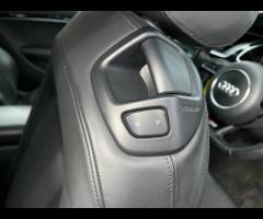 Audi A5 Audio System

Bluetooth Preparation

Bluetooth Telephone Prep - Low

DAB Digital Radio

Mobi - 21