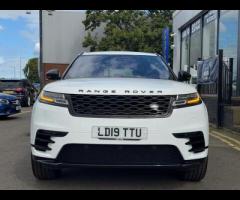 Land Rover Range Rover Velar THIS CAR COMES WITH 6 MONTHS BREAKDOWN COVER WARRANTY +

FRONT AND REAR - 2