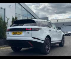 Land Rover Range Rover Velar THIS CAR COMES WITH 6 MONTHS BREAKDOWN COVER WARRANTY +

FRONT AND REAR - 4