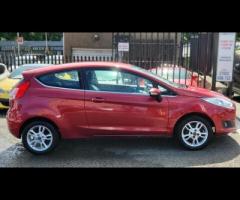 Ford Fiesta CLIMATE CONTROL + 

DAB RADIO + 

AUX AND USB CONNECTIVITY + 

BENDING LIGHTS + 

REAR W - 8