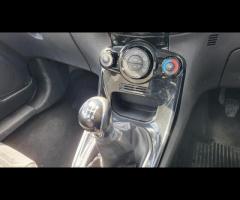 Ford Fiesta CLIMATE CONTROL + 

DAB RADIO + 

AUX AND USB CONNECTIVITY + 

BENDING LIGHTS + 

REAR W - 16