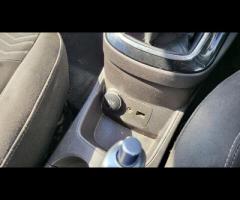 Ford Fiesta CLIMATE CONTROL + 

DAB RADIO + 

AUX AND USB CONNECTIVITY + 

BENDING LIGHTS + 

REAR W - 17