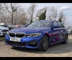 BMW 3 Series THIS CAR COMES WITH 6 MONTHS WARRANTY, BREAKDOWN COVER AND RECOVERY ++
18" ALLOYS +
FUL - 3