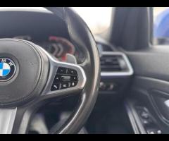 BMW 3 Series THIS CAR COMES WITH 6 MONTHS WARRANTY, BREAKDOWN COVER AND RECOVERY ++
18" ALLOYS +
FUL - 26