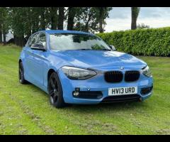 BMW 1 Series 2 KEYS + 

KEYLESS START + 

TRACTION CONTROL + 

CRUISE CONTROL + 

CLIMATE CONTROL +