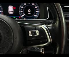 Volkswagen Golf 2 KEYS + 

FULL SERVICE HISTORY +

FRONT AND REAR PARKING SENSORS + 

ADAPTIVE CRUIS - 17