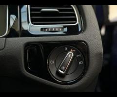 Volkswagen Golf 2 KEYS + 

FULL SERVICE HISTORY +

FRONT AND REAR PARKING SENSORS + 

ADAPTIVE CRUIS - 20