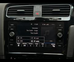 Volkswagen Golf 2 KEYS + 

FULL SERVICE HISTORY +

FRONT AND REAR PARKING SENSORS + 

ADAPTIVE CRUIS - 25